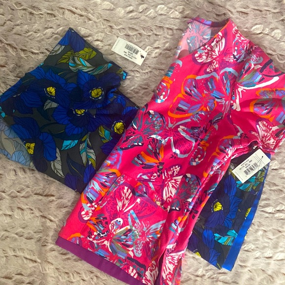 Vera Bradley uniform - Picture 1 of 3